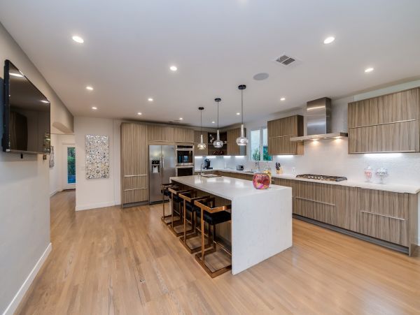 Los Angeles Home 991248