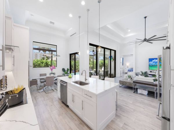 Luxury Marco island Vacation Villa Sleeps 8 Guests Private Pool