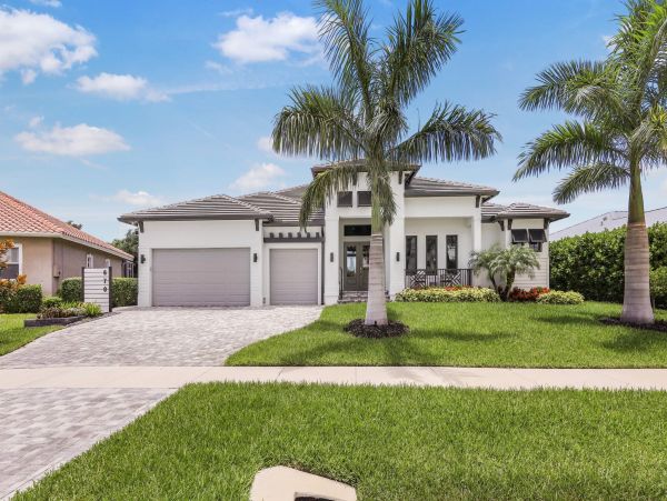 Luxury Marco island Vacation Villa Sleeps 8 Guests Private Pool