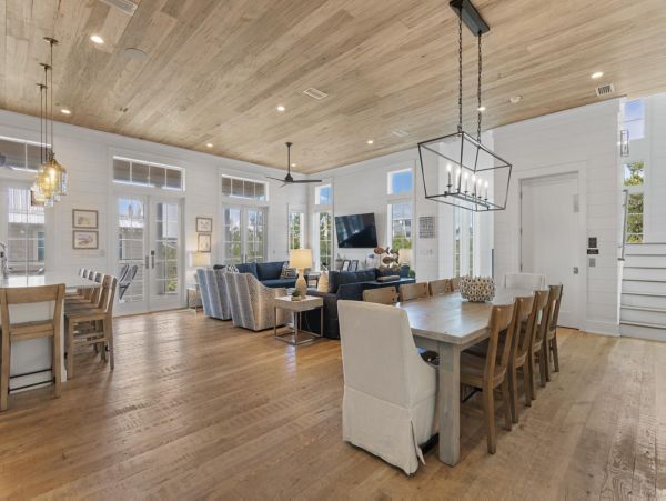 Short Walk to Beach Luxury Vacation Home in Seagrove Beach