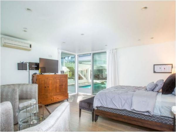 Malibu Vacation Home Five Bedroom