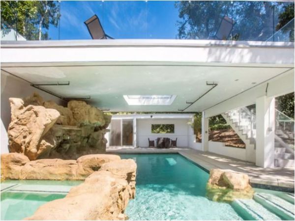 Malibu Vacation Home Five Bedroom