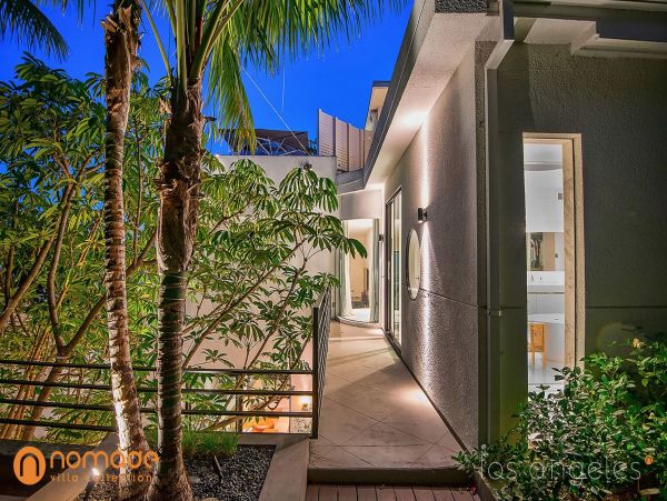 Los Angeles Home 991291