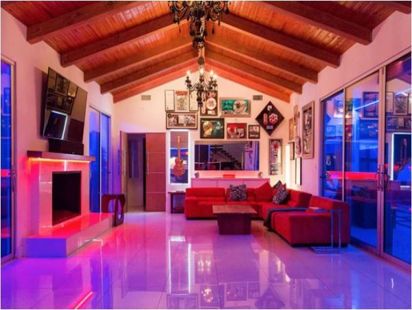 Malibu Vacation Home Five Bedroom