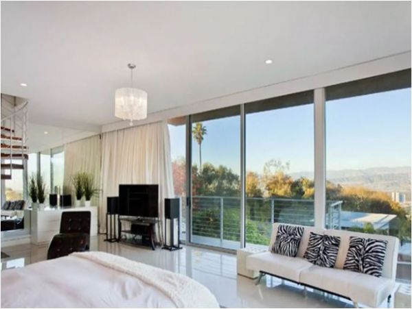 Malibu Vacation Home Five Bedroom