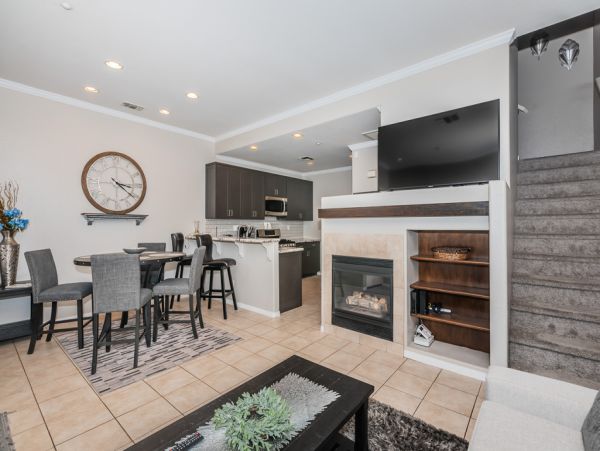San Diego Beach Communities North Home 991295