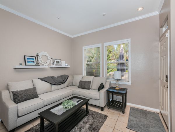 San Diego Beach Communities North Home 991295
