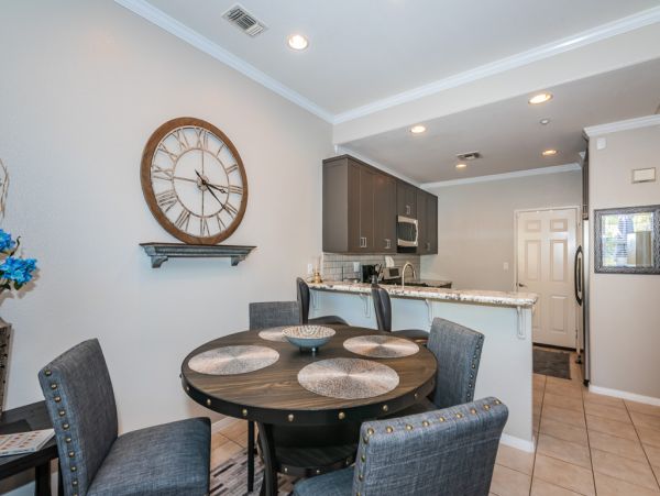 San Diego Beach Communities North Home 991295