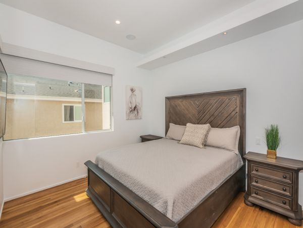San Diego Beach Communities North Condo 991297