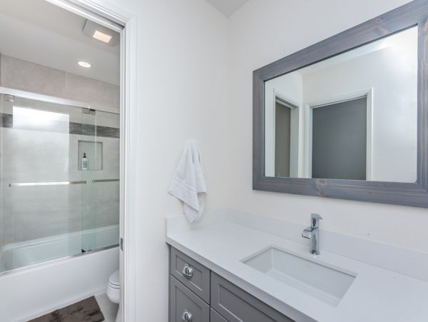 San Diego Beach Communities North Condo 991298