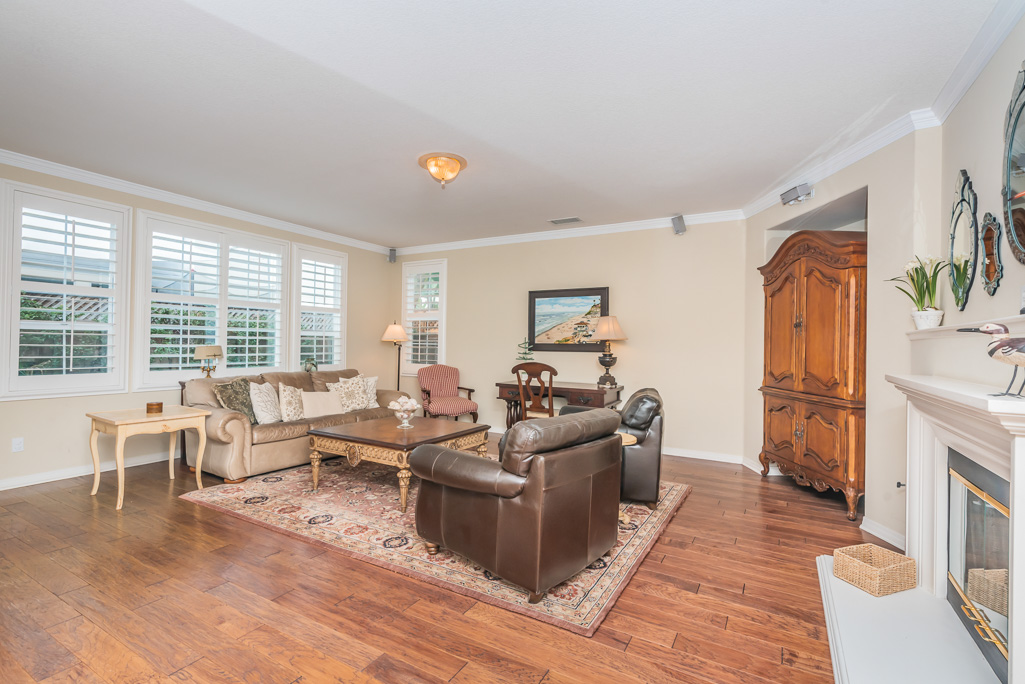 San Diego Beach Communities North Home 991299