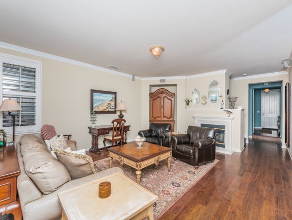 San Diego Beach Communities North Home 991299