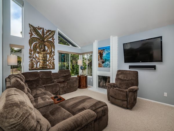 San Diego Beach Communities North Home 991300