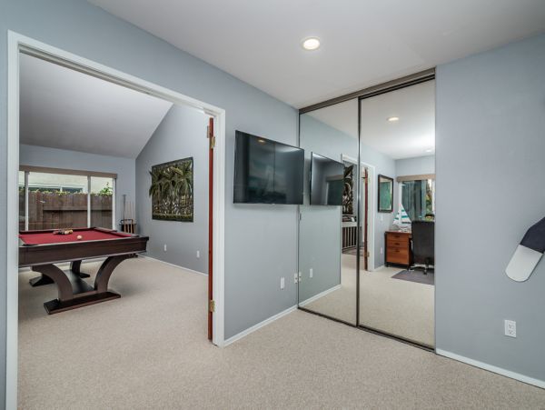 San Diego Beach Communities North Home 991300
