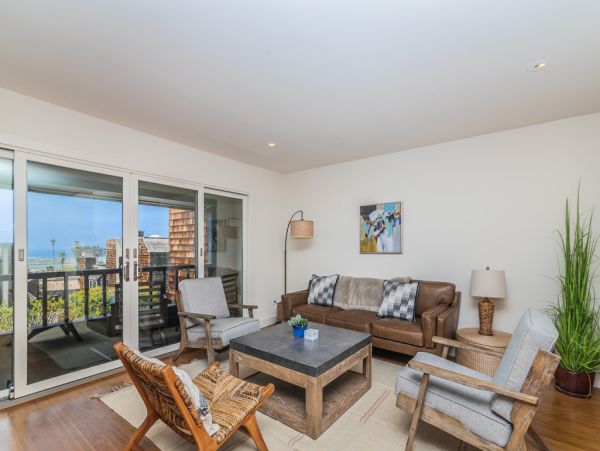 San Diego Beach Communities North Home 991305