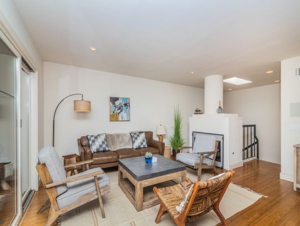 San Diego Beach Communities North Home 991305