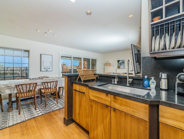 San Diego Beach Communities North Home 991305