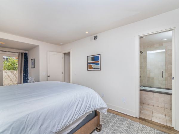 San Diego Beach Communities North Home 991305