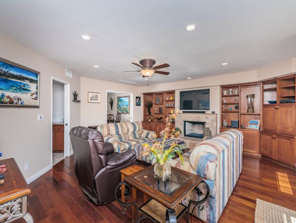 San Diego Beach Communities North Home 991306