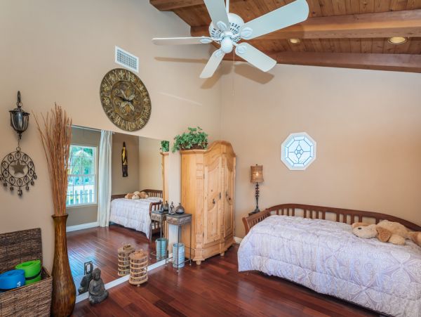 San Diego Beach Communities North Home 991306