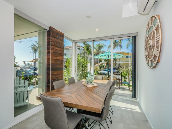 San Diego Beach Communities North Home 991308