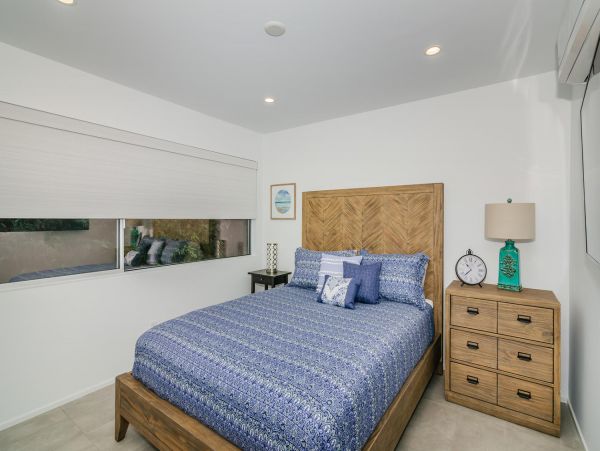 San Diego Beach Communities North Home 991308