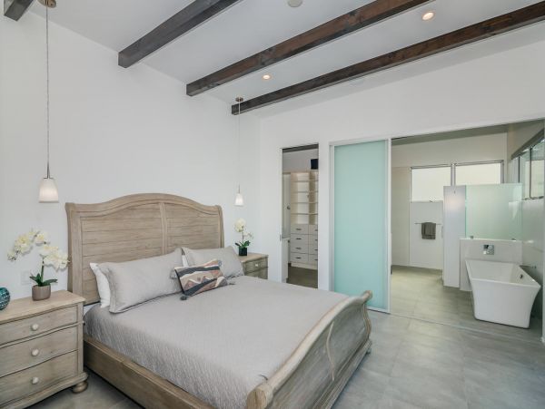 San Diego Beach Communities North Home 991308