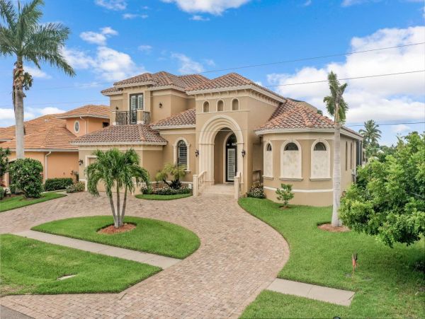 New Luxury Home for Rent Call Today