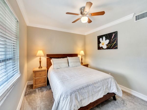 Short Walk to Beach Sanibel Vacation Townhome Two Bedrooms