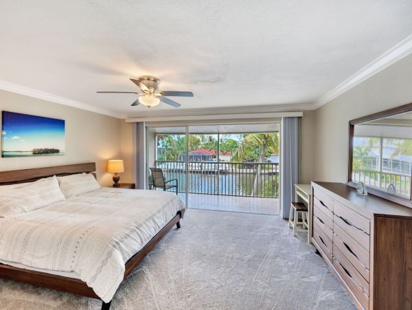 Short Walk to Beach Sanibel Vacation Townhome Two Bedrooms