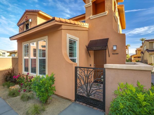 Palm Springs Home 991316