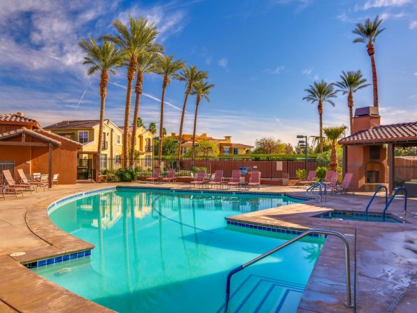 Palm Springs Home 991316