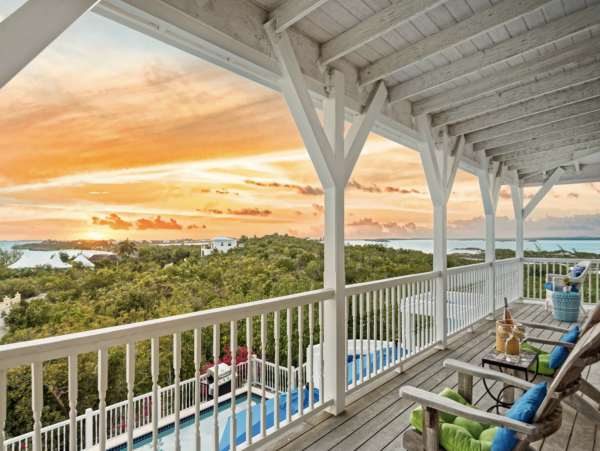 An Exceptional luxury Turks Villa with Amazing Location