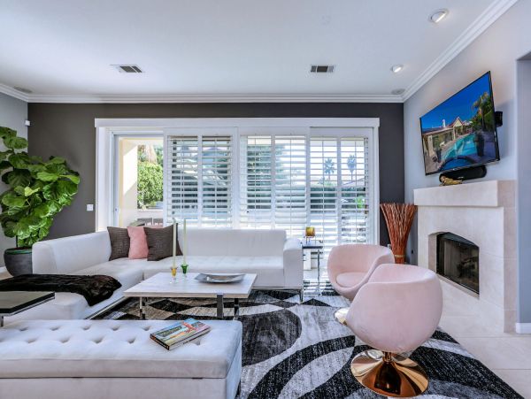 Palm Springs Home 991330
