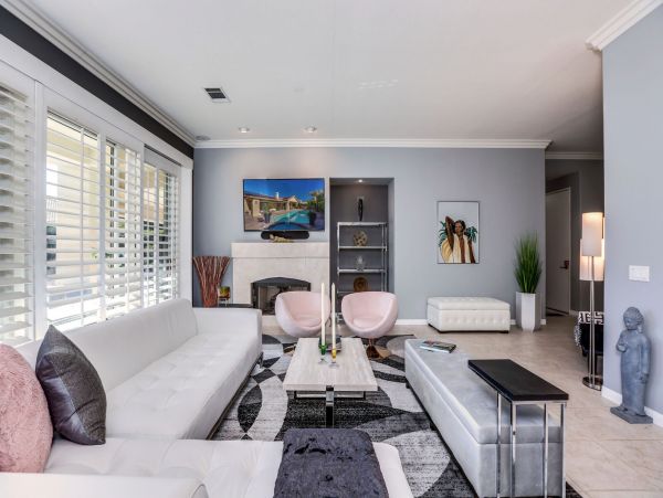Palm Springs Home 991330