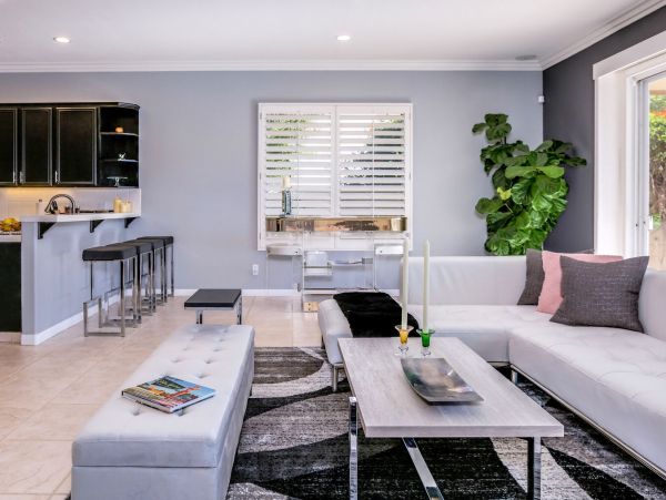 Palm Springs Home 991330