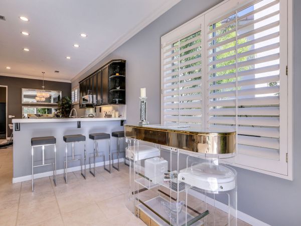 Palm Springs Home 991330