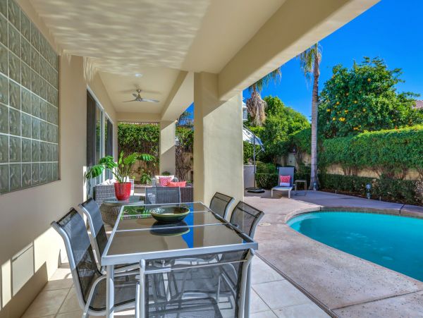 Palm Springs Home 991330