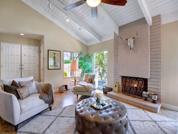 Palm Springs Home 991334