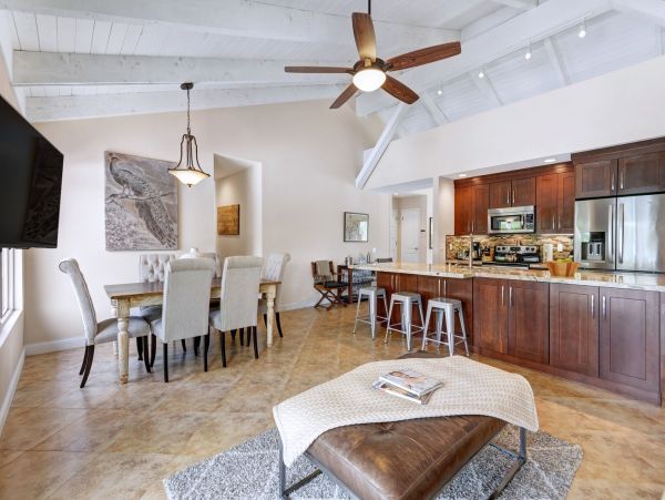 Palm Springs Home 991334