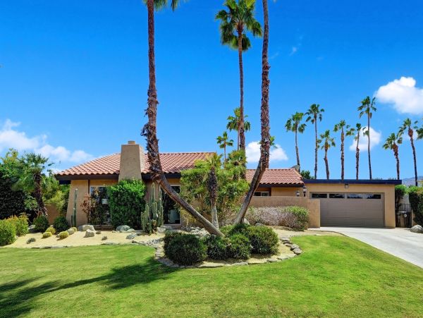Palm Springs Home 991334