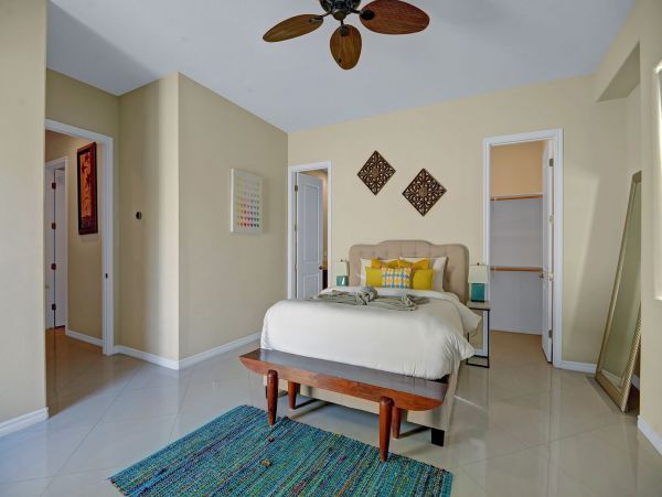 Palm Springs Home 991335