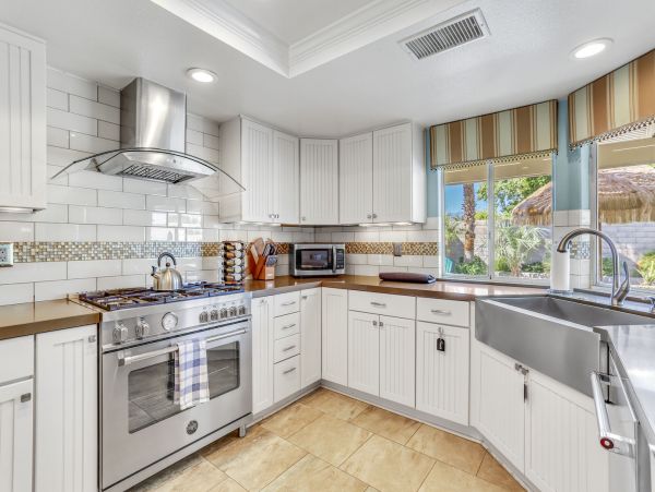 Palm Springs Home 991336
