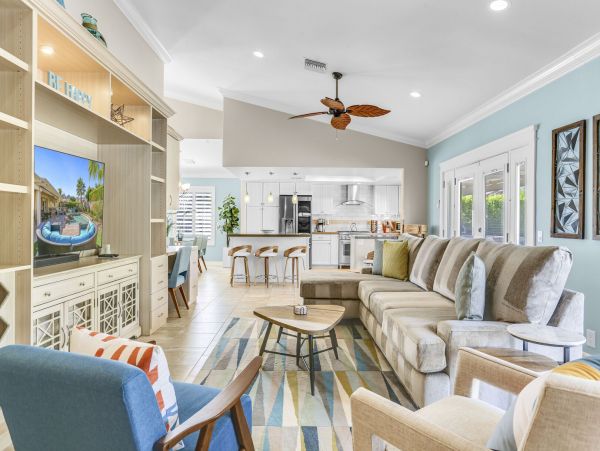 Palm Springs Home 991336