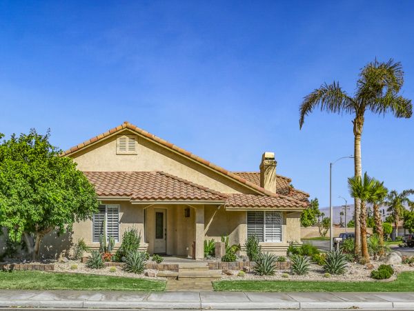 Palm Springs Home 991336