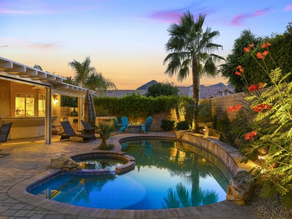 Palm Springs Home 991336
