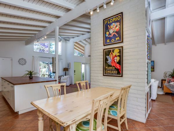 Palm Springs Home 991337