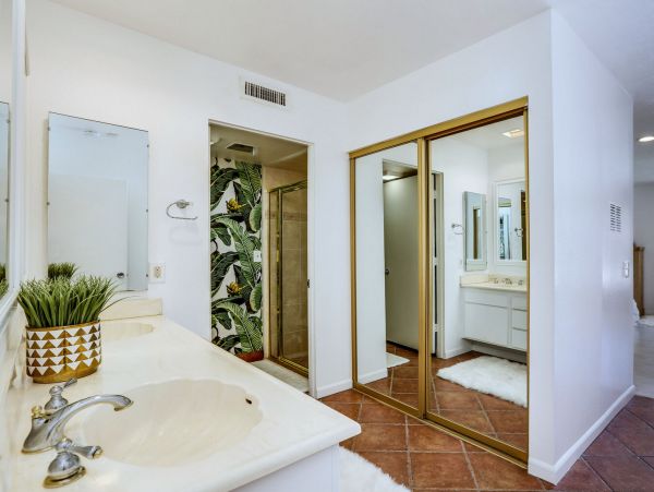 Palm Springs Home 991337