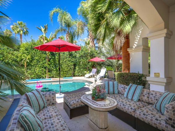 Palm Springs Home 991340