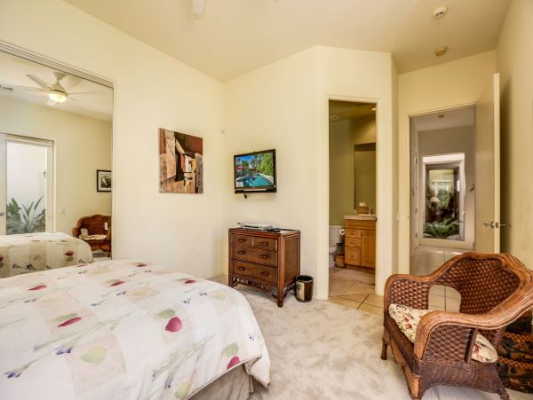 Palm Springs Home 991340